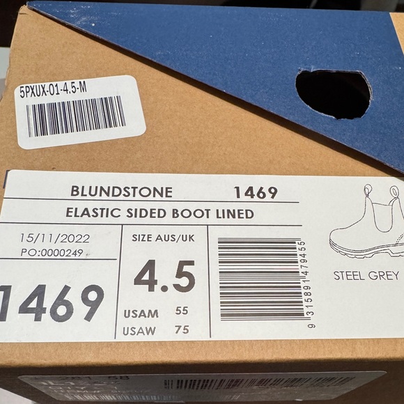 NIB Blundstone Classic 1469 - Picture 12 of 12